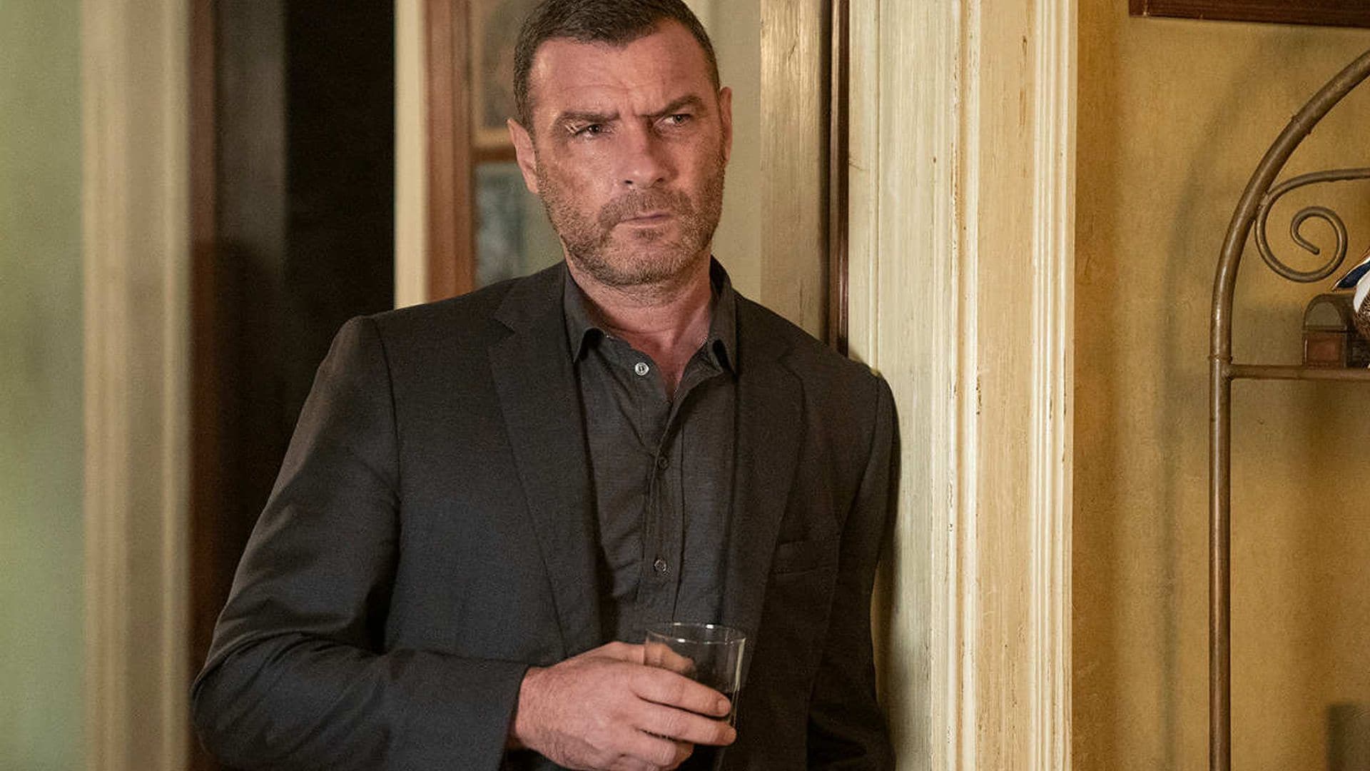 Mala noticia para los fans de 'Ray Donovan': cancelan la serie tras siete temporadas