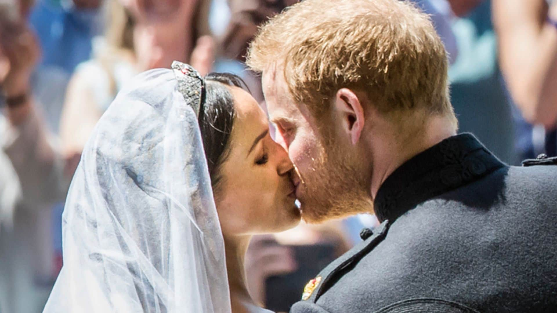 ¡Feliz aniversario! Meghan Markle y el príncipe Harry muestran fotos inéditas de su boda