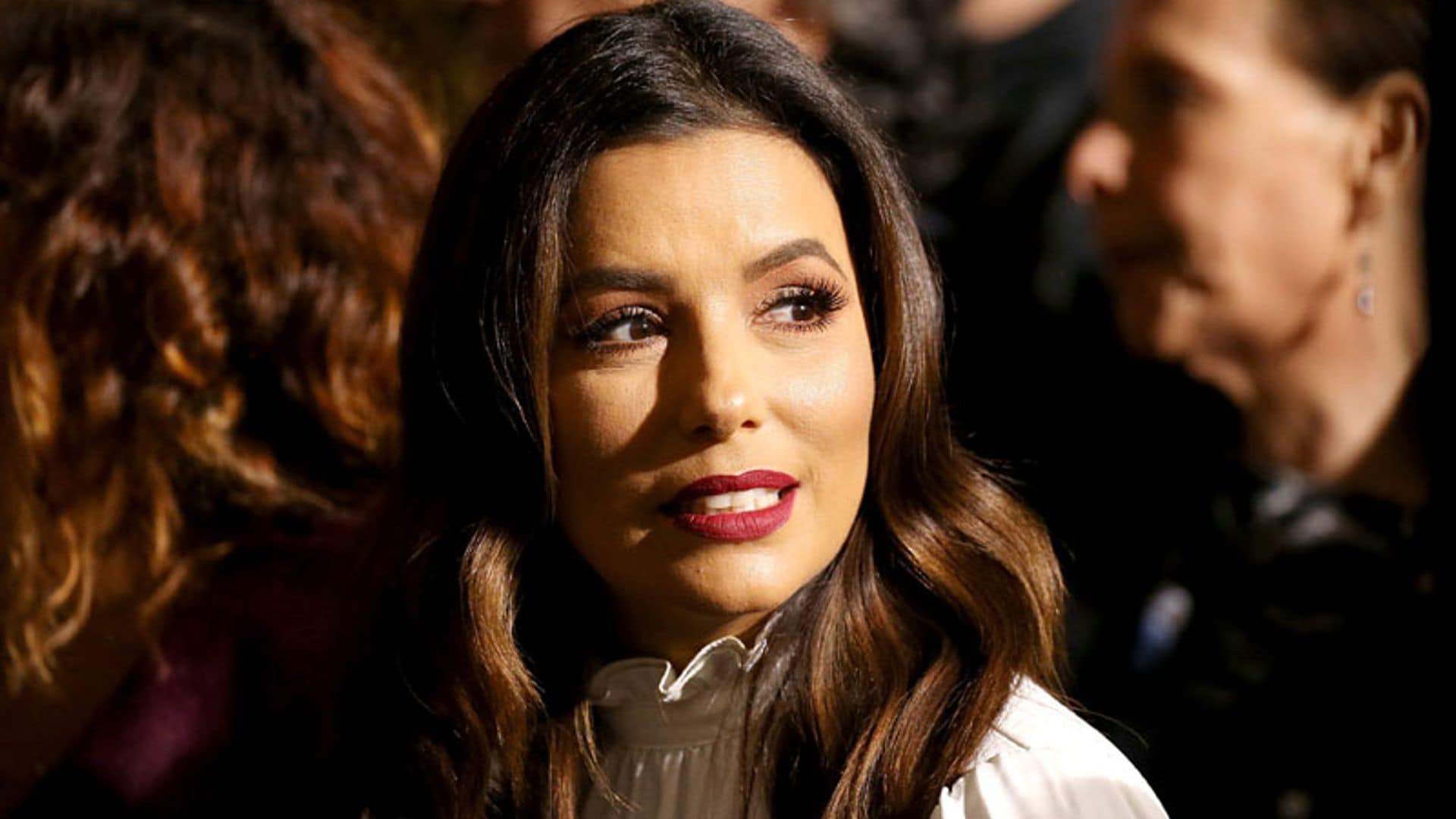 El gran propósito de Eva Longoria: lograr que todas las mujeres lleven faldas veganas