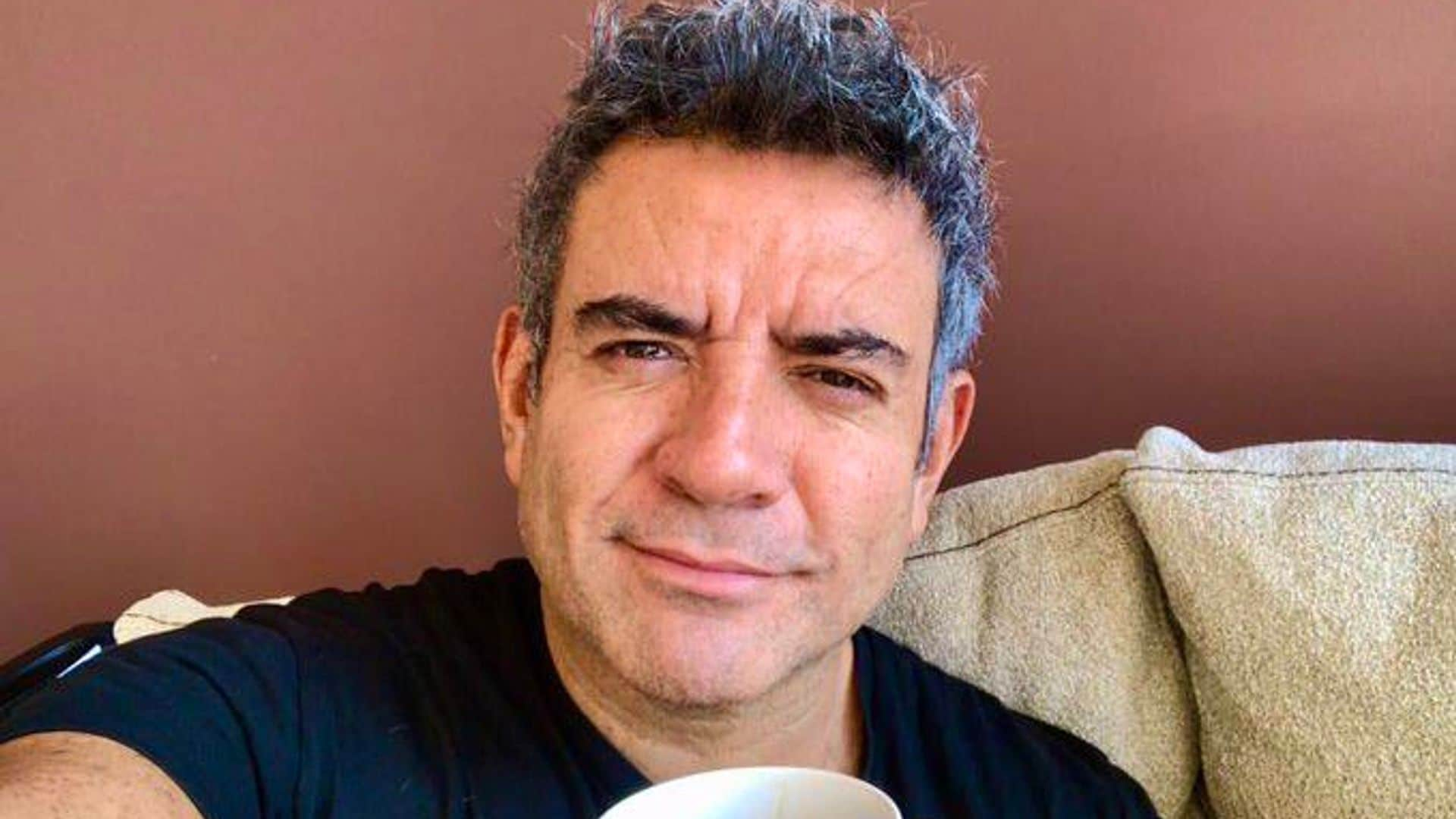 Héctor Sandarti revela si volvería a Telemundo luego de su salida de ‘Un Nuevo Día’