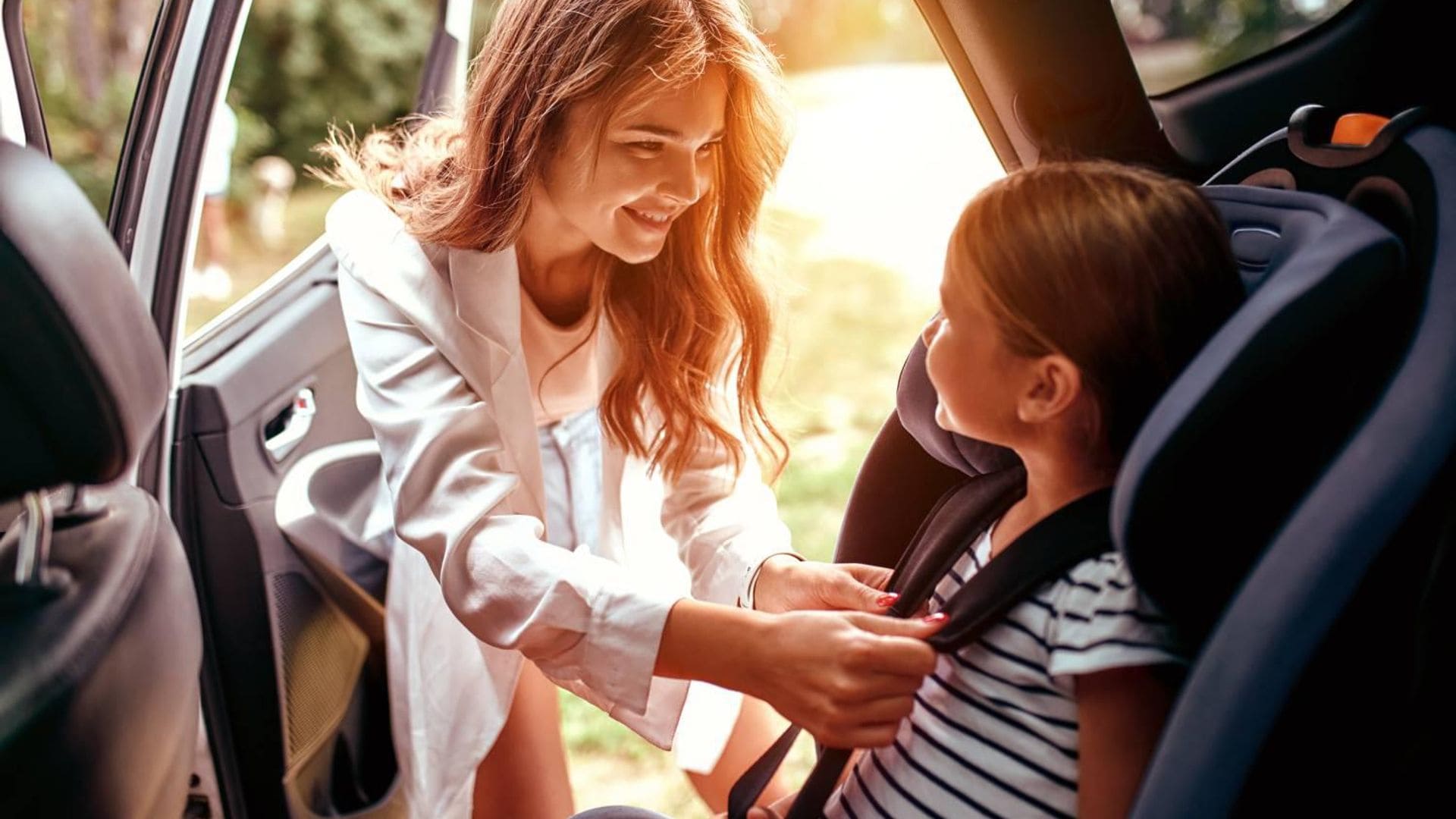 ¡Vete de vacaciones tranquila! Consejos para la seguridad de los niños en el coche