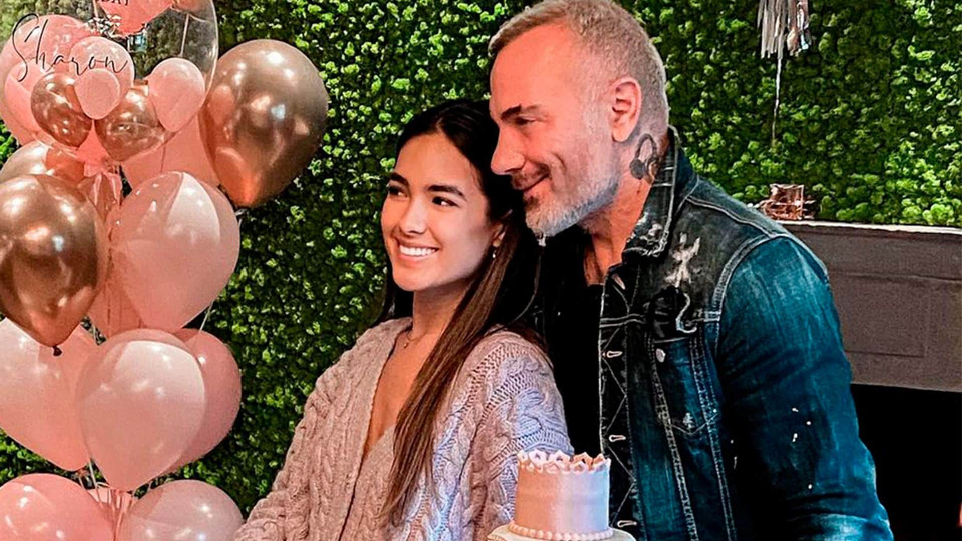 Gianluca Vacchi celebra por todo lo alto el cumpleaños de Sharon Fonseca junto a su 'mejor regalo'