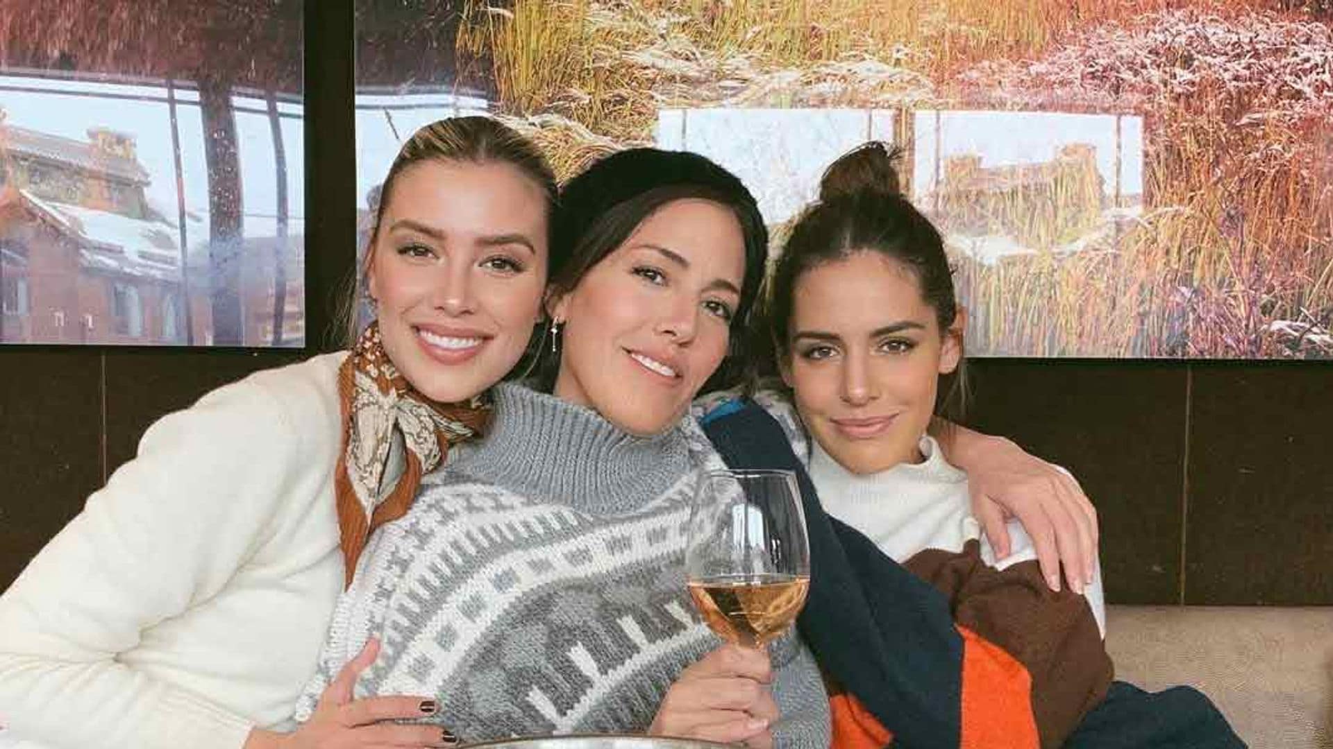 Michelle Salas, Stephanie Salas y Camila Valero