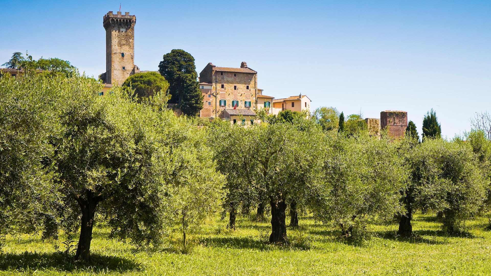 Pueblo medieval de Vicopisano en la Toscana italiana