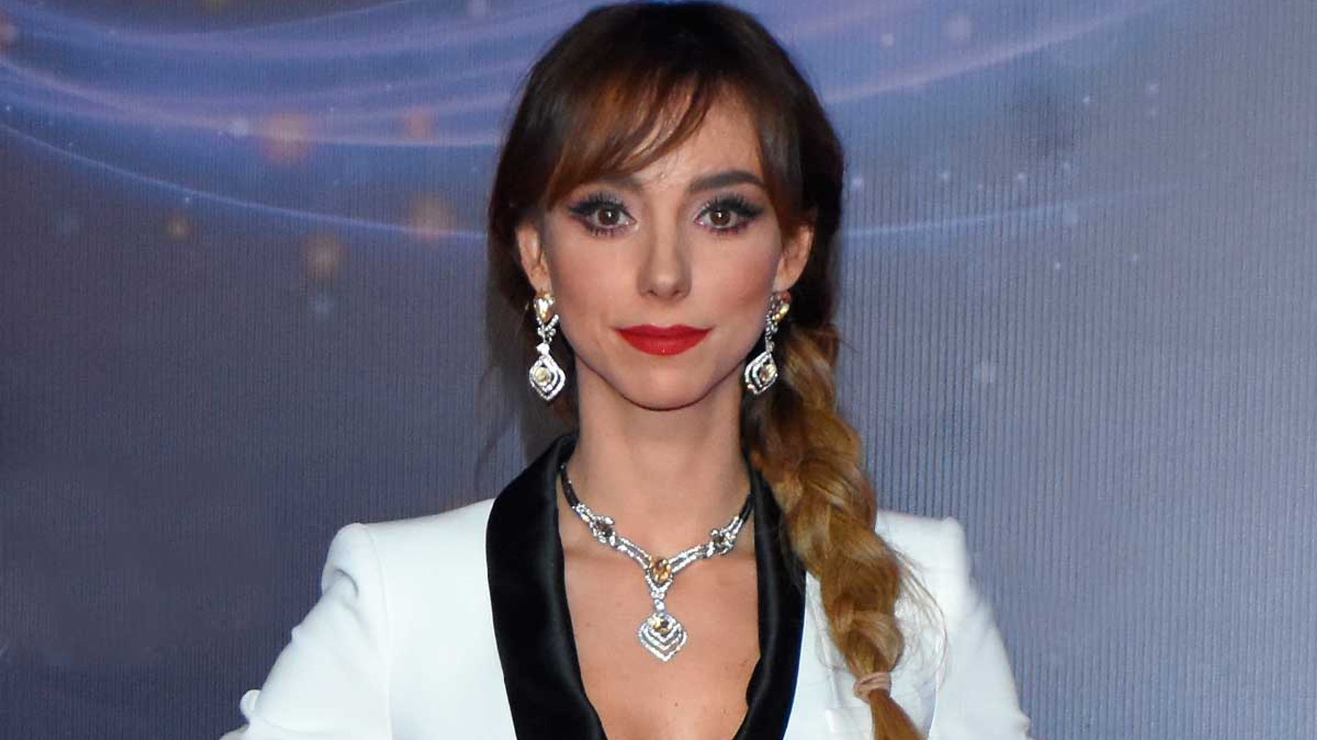 Conmovida hasta las lágrimas, Natalia Téllez habla sobre el reciente fallecimiento de su abuelita