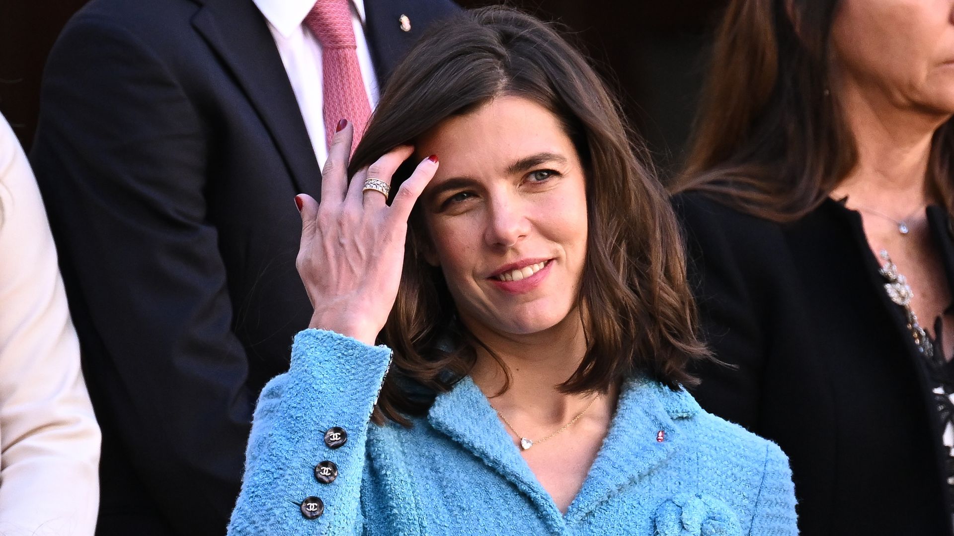 Los looks de Carlota, Beatrice y Alexandra: las 'royals' que renuevan la elegancia 