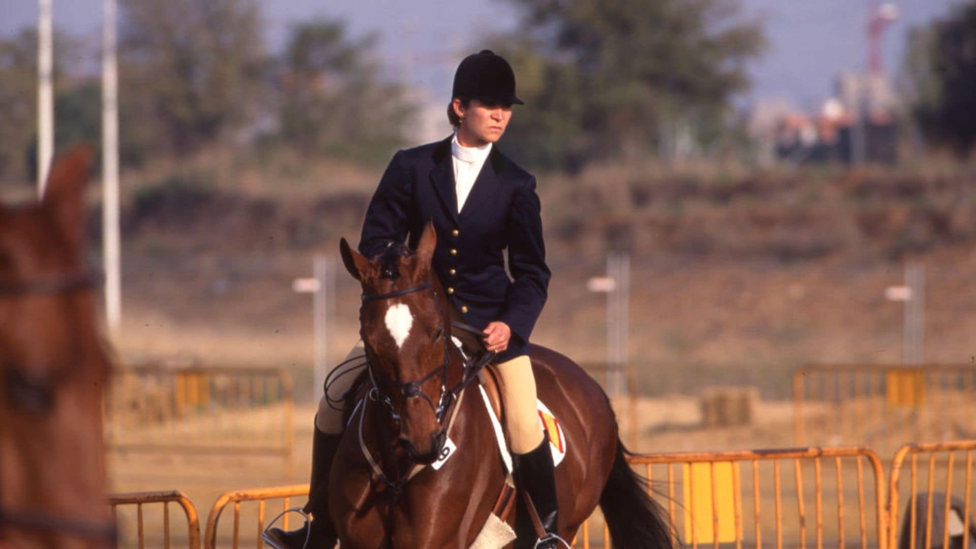 La infanta Elena montando a caballo