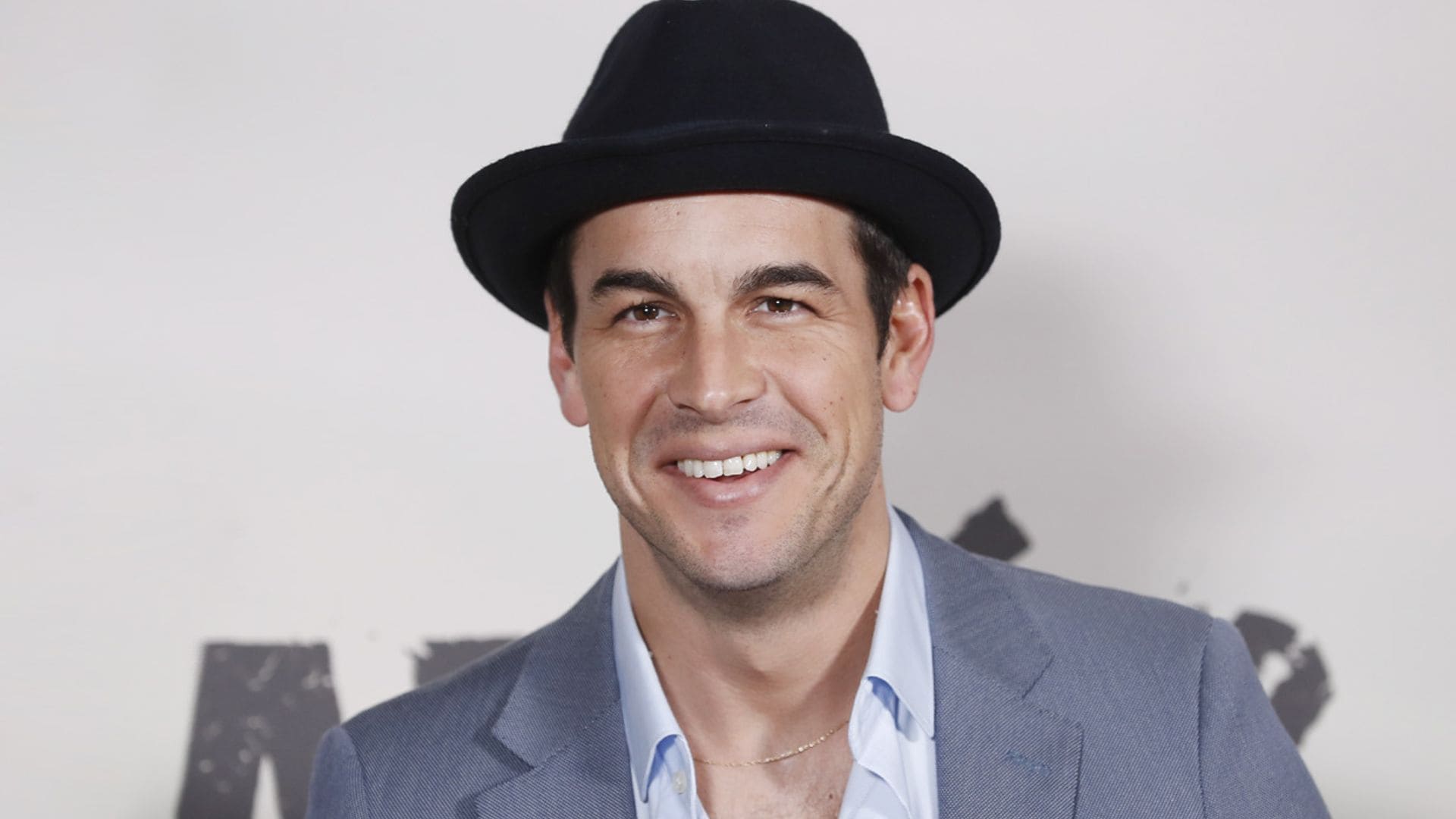 ¡Por fin! Mario Casas se quita el sombrero: 'He vuelto'