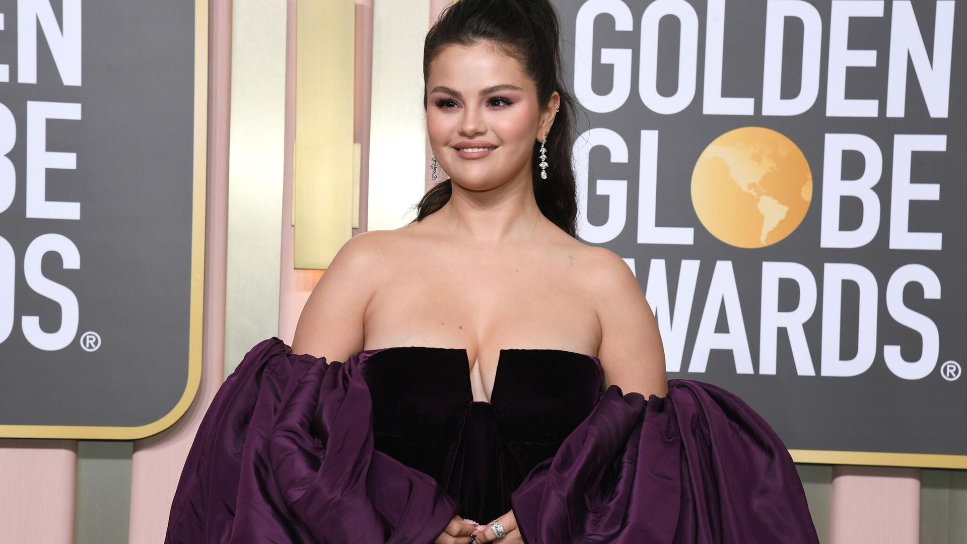 80th annual golden globe awards arrivals