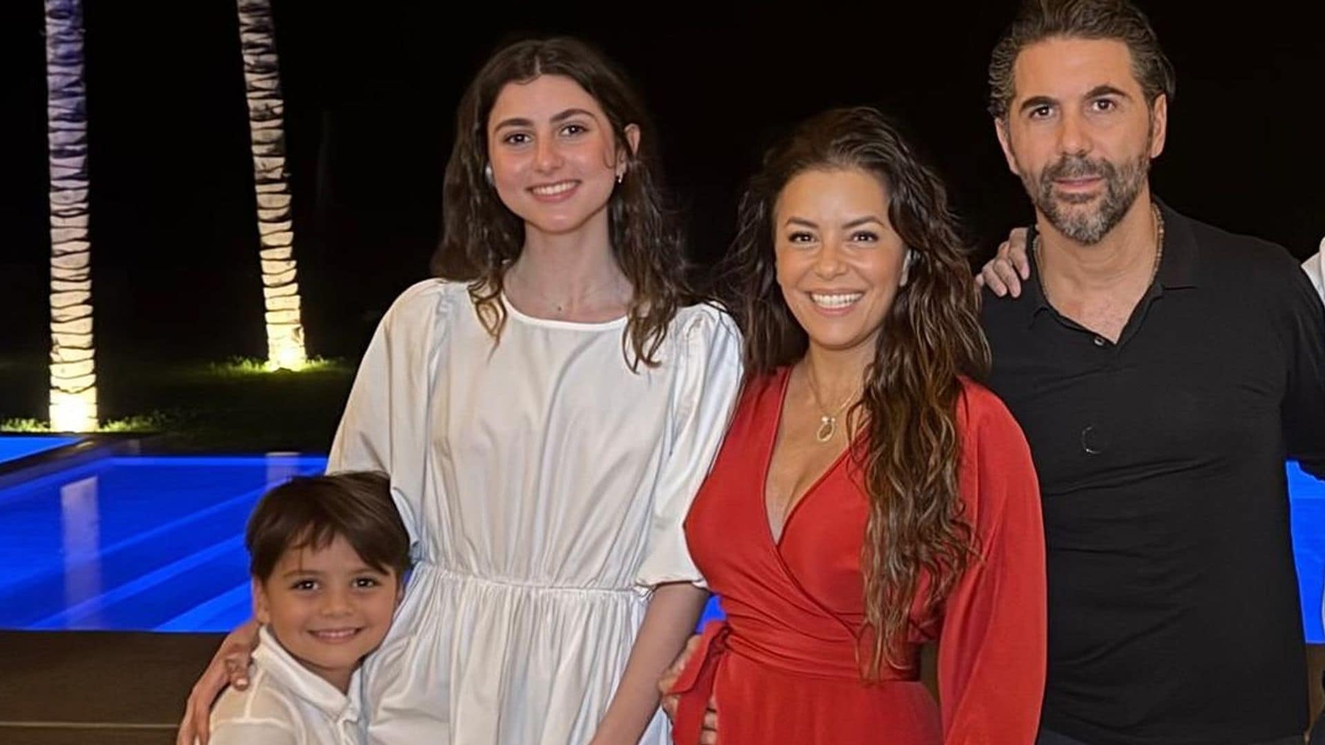 Las vacaciones familiares de Eva Longoria y su marido, Pepe Bastón, junto a la hija del empresario, Mariana