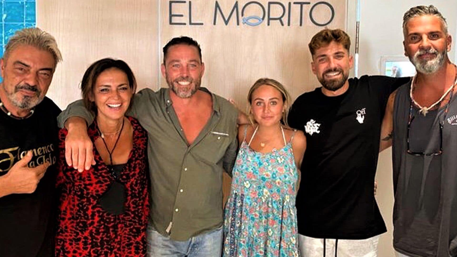 La sorprendente quedada de Olga Moreno y Rocío Flores con Antonio Canales y otros 'supervivientes'