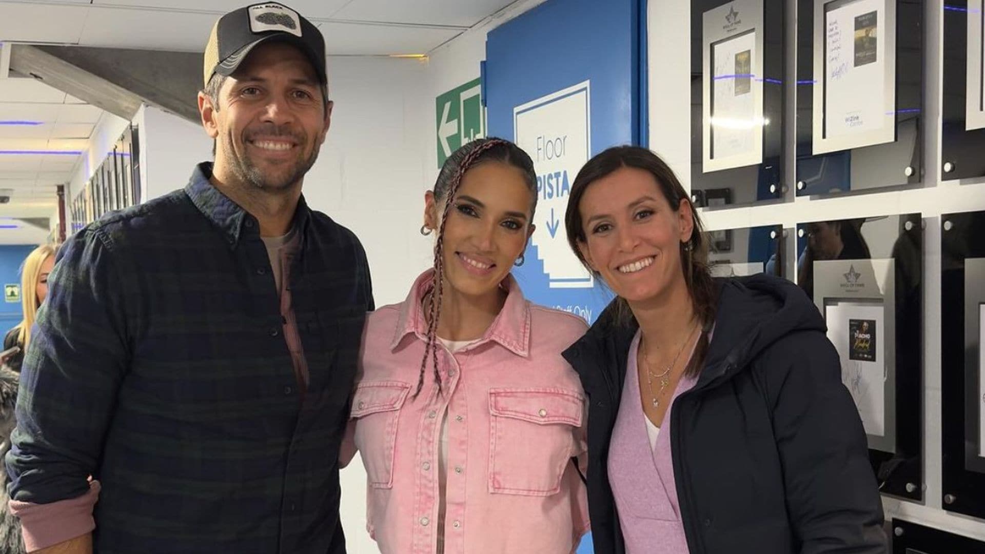 Ana Boyer y Fernando Verdasco disfrutan del 'conciertazo' de India Martínez en Madrid en compañía de unos amigos