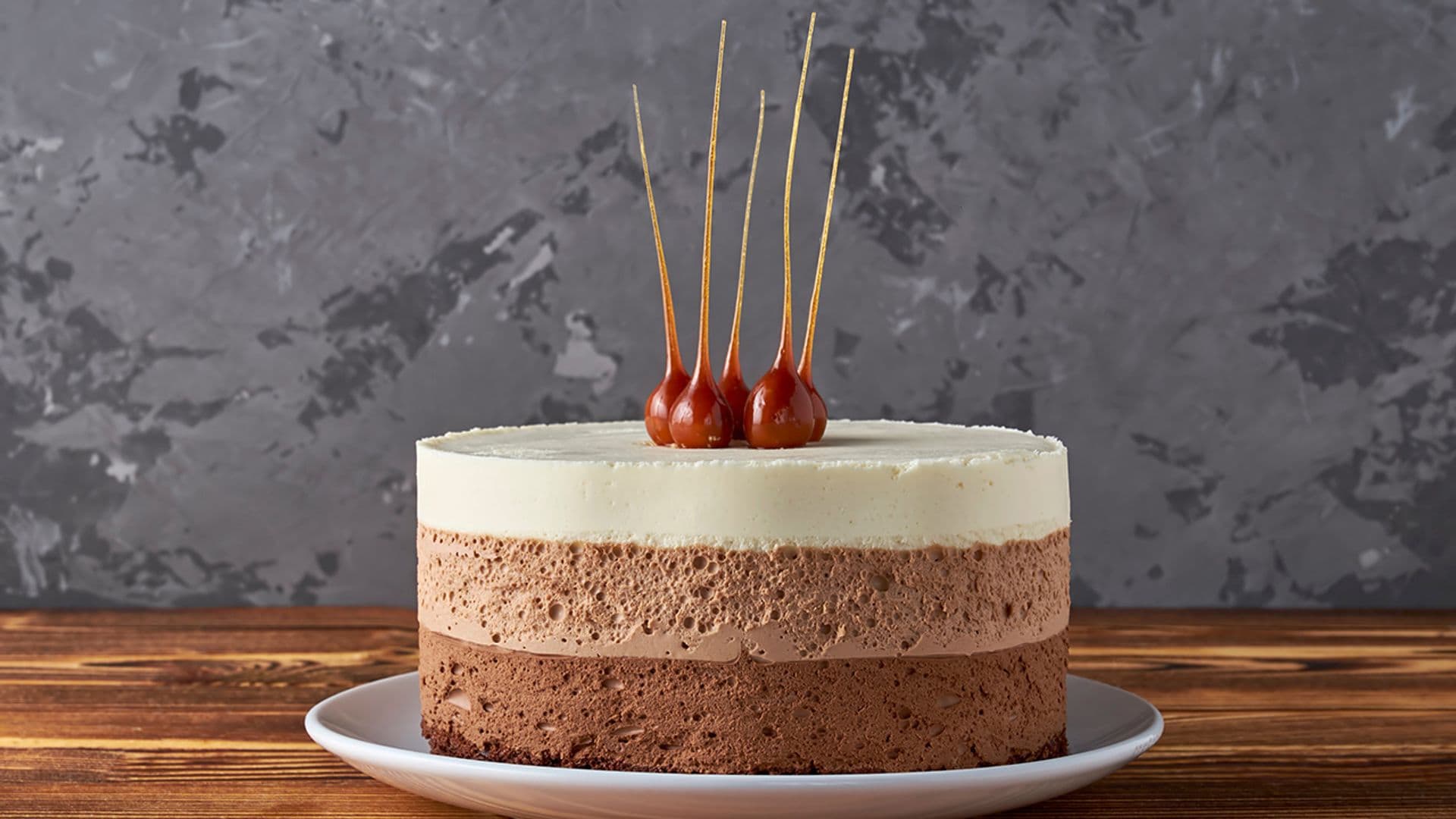 Cómo hacer una tarta de 3 chocolates más saludable