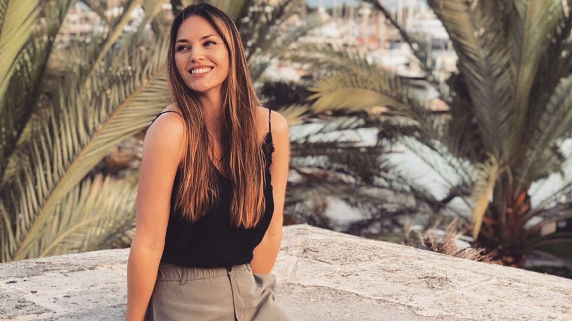 ¿Volverá a ser morena? Helen Lindes pregunta a sus fans sobre su look preferido