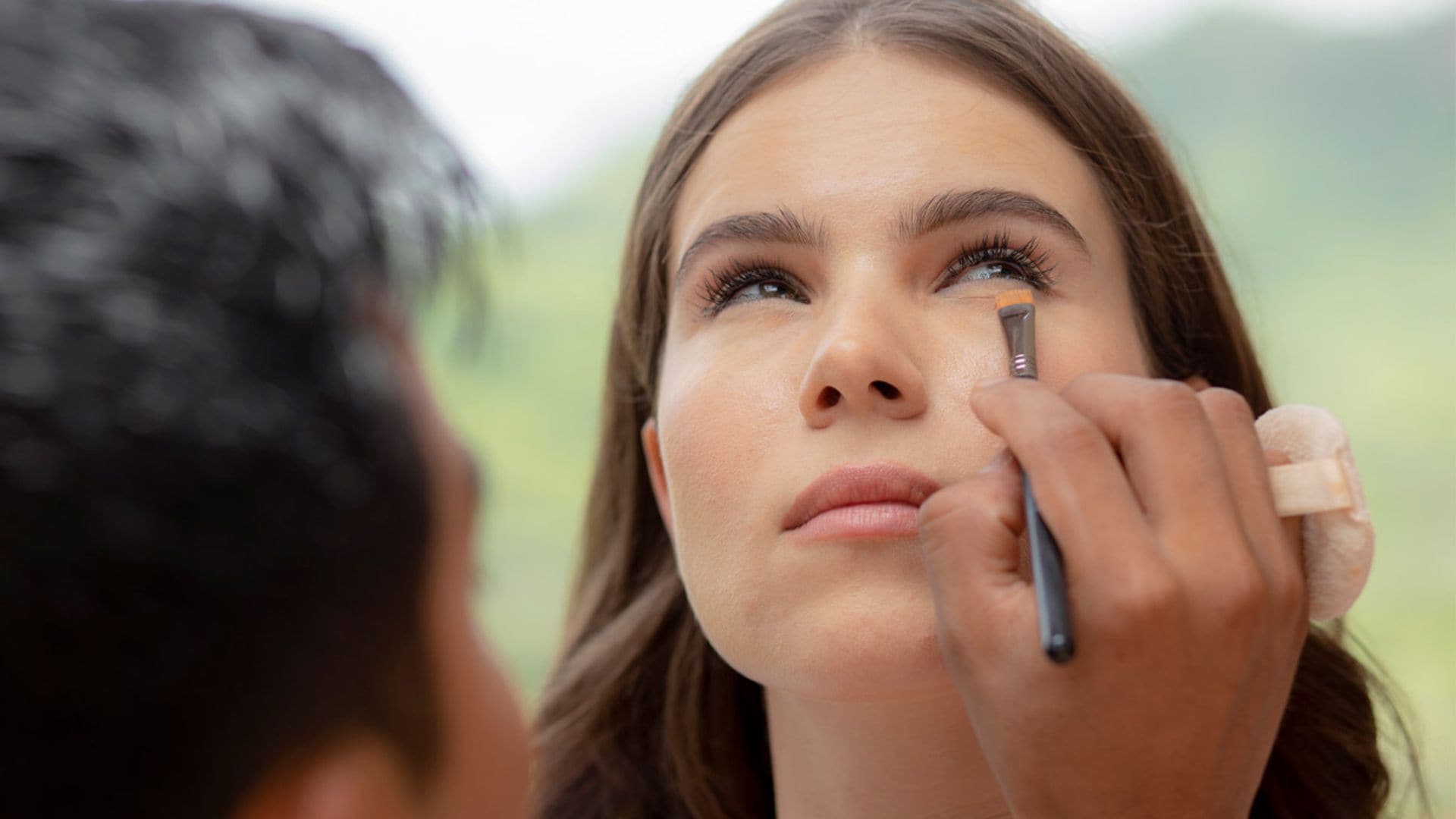 El truco viral para camuflar las ojeras más persistentes con colorete