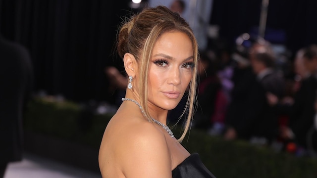 jennifer lopez is unrecognizable in tik tok throwback