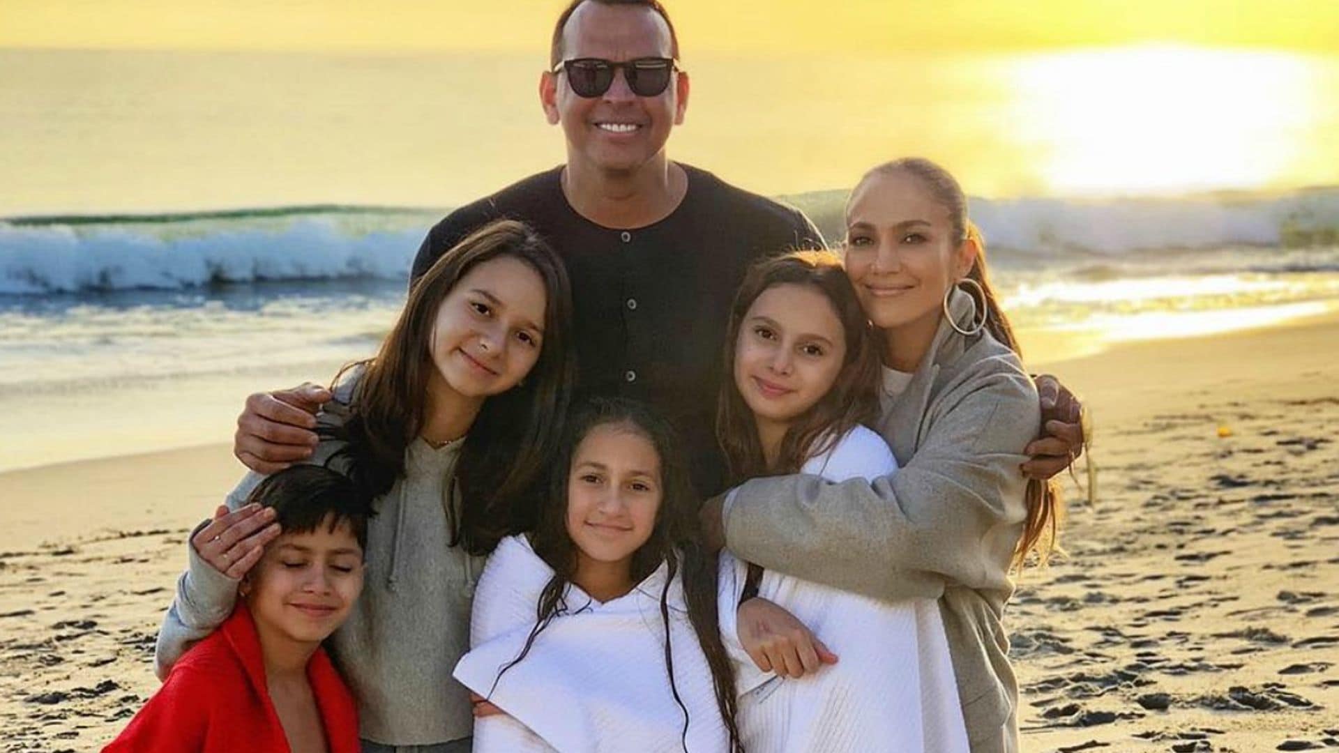 Jennifer Lopez y Alex Rodriguez pasaron la tarde 'perfecta' al lado de sus cuatro hijos