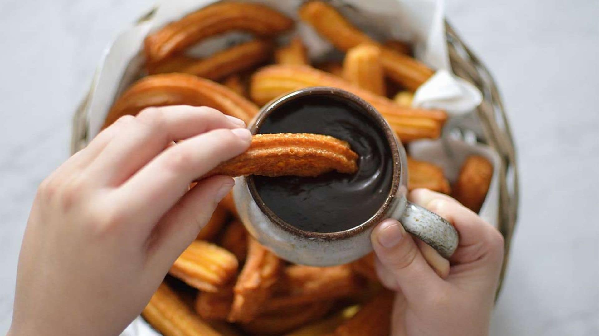 Todo sobre los churros: diferencias con las porras y muchas más curiosidades