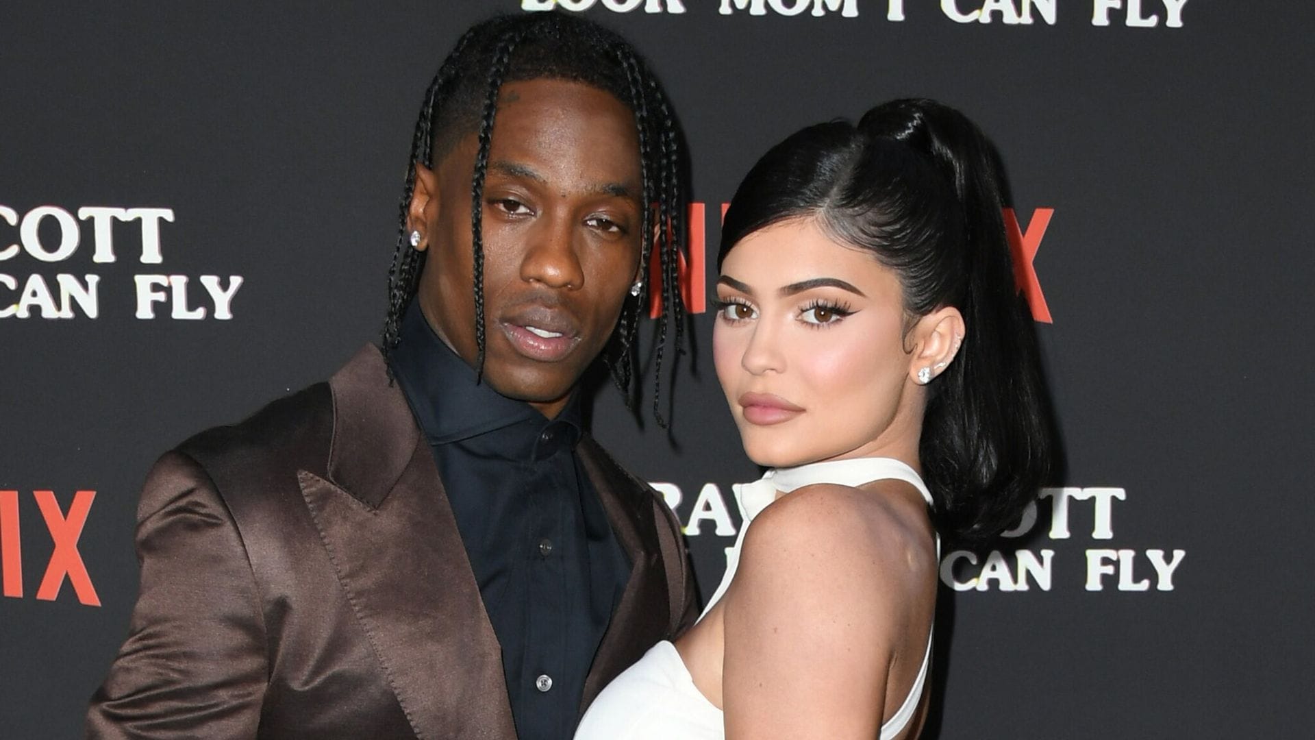 Kylie Jenner y Travis Scott se pronuncian por primera vez tras la tragedia en el concierto del rapero