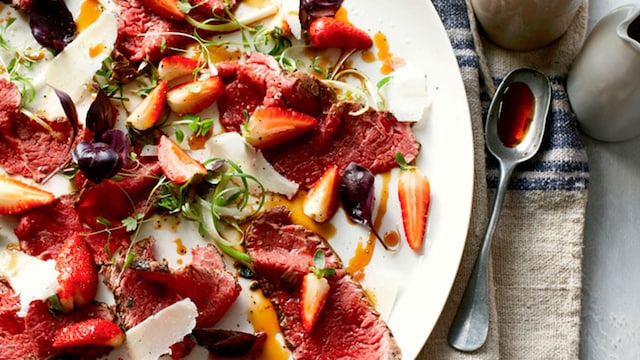 carpaccio buey fresas