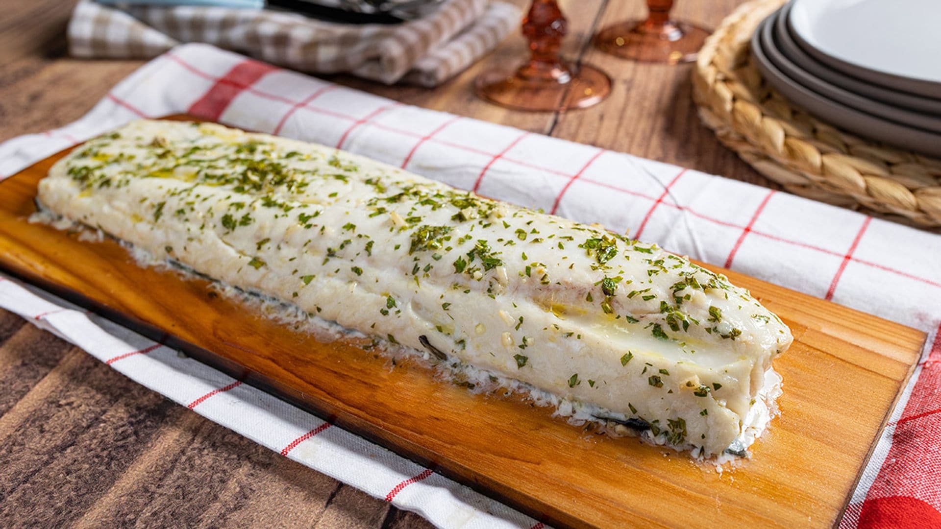 Bacalao fresco a la tabla de cedro