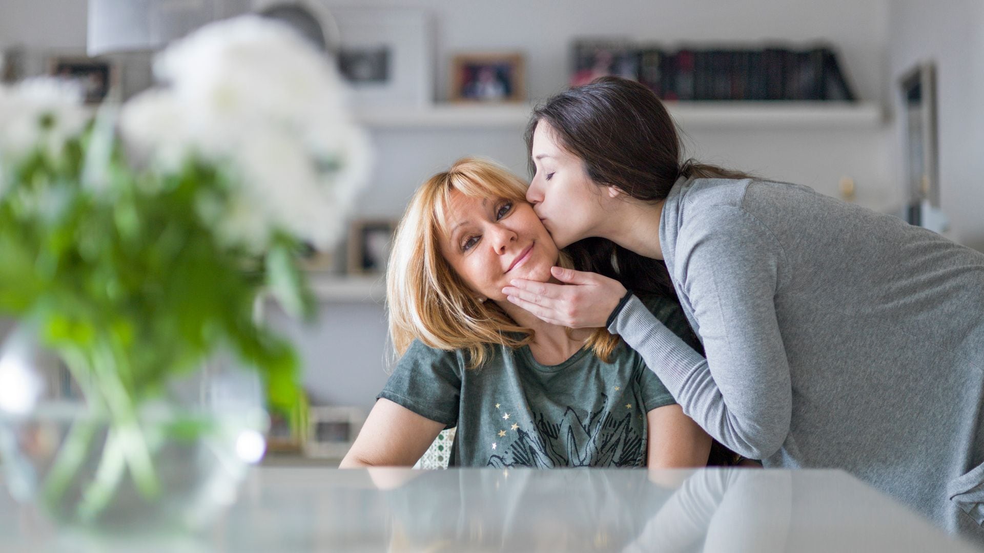 ¿Por qué repetimos los errores de nuestras madres? Descubre el poder oculto  de los patrones familiares