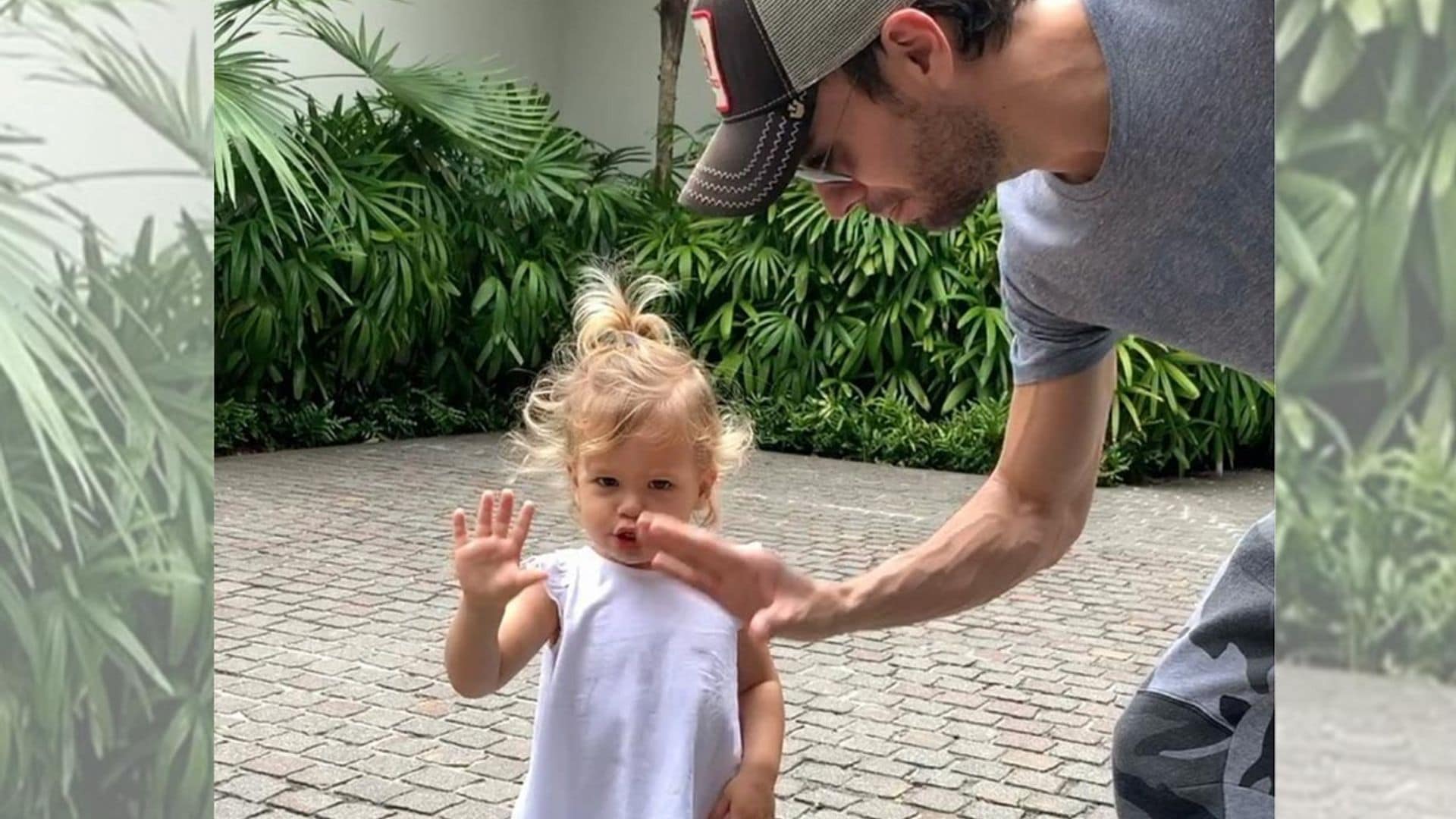 Pasajeros... ¡al autobús! Así de bien se lo pasa Enrique Iglesias jugando con su hija Lucy