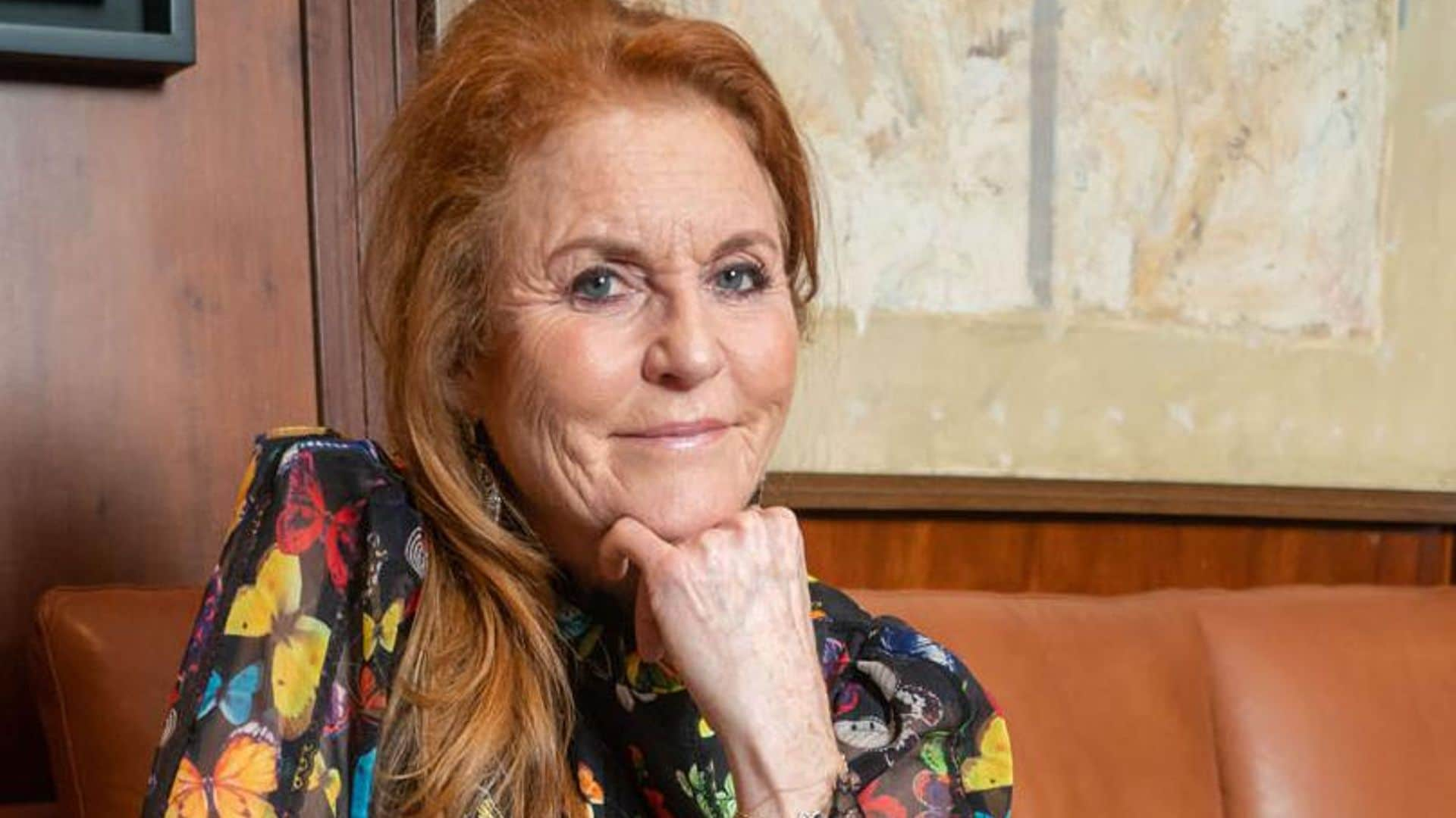 Sarah Ferguson habla con ¡HOLA! de la coronación de Carlos III y de su faceta como abuela y escritora