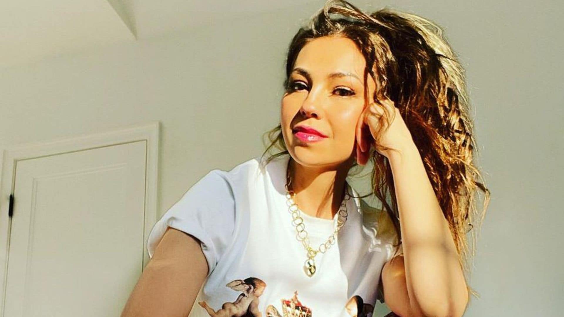 Thalía recuerda la tragedia que le rompió el corazón y la inspiró a salir adelante