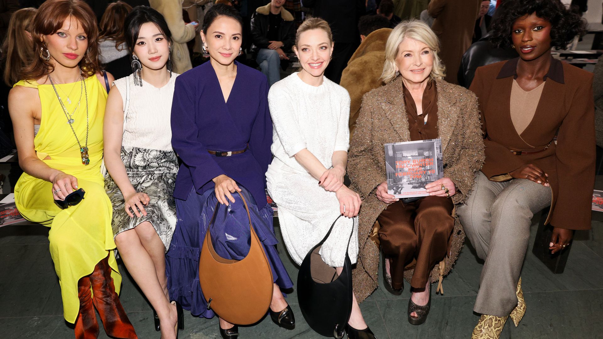 De izquierda a derecha: Ivy Getty, Lu Yuxiao, Angelica Lee, Amanda Seyfried, Martha Stewart, Jodie Turner-Smith