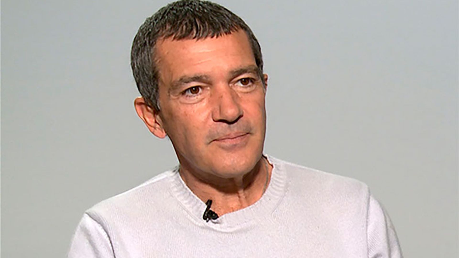 Antonio Banderas: 'Con Stella hablo a diario y con mis otros hijos también. La  familia no ha muerto, ni muchísimo menos'