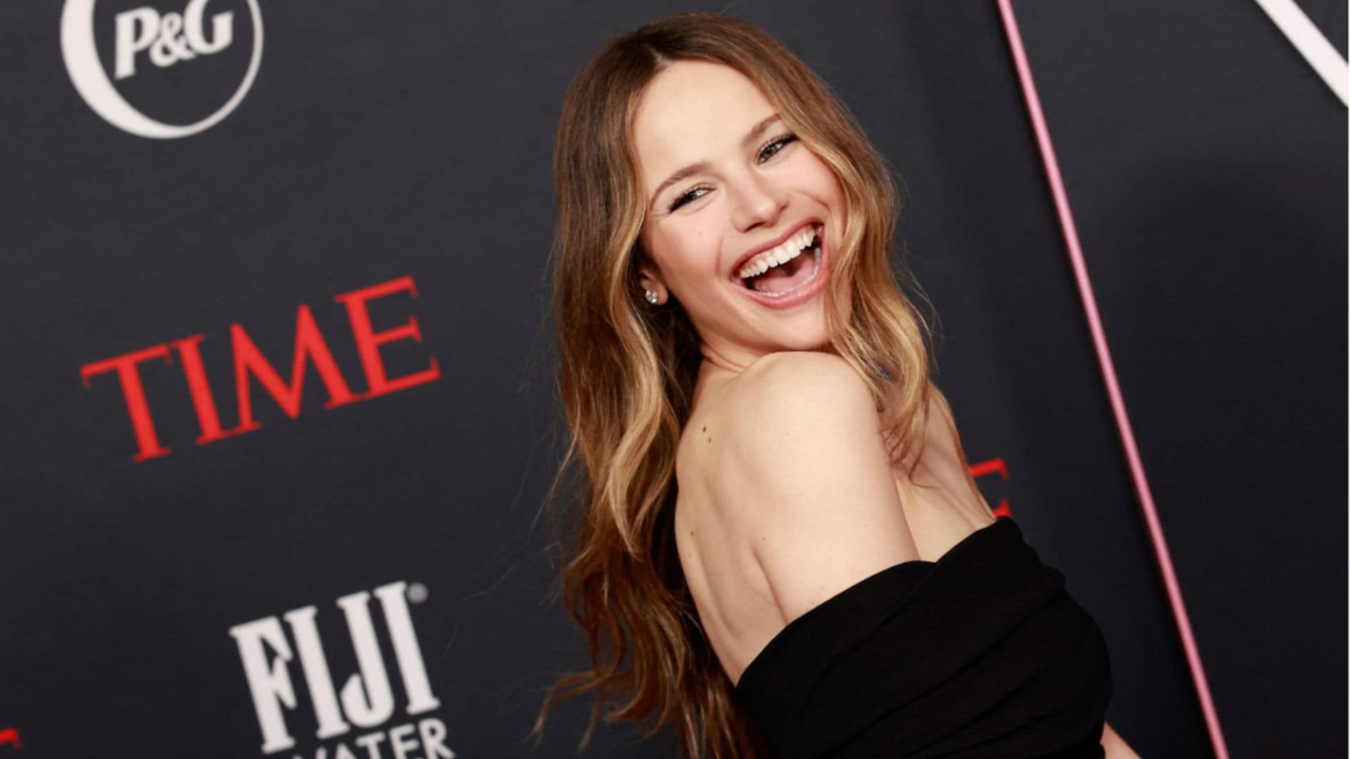 Así son los looks de Halston Sage que nos han conquistado: estilo y minimalismo