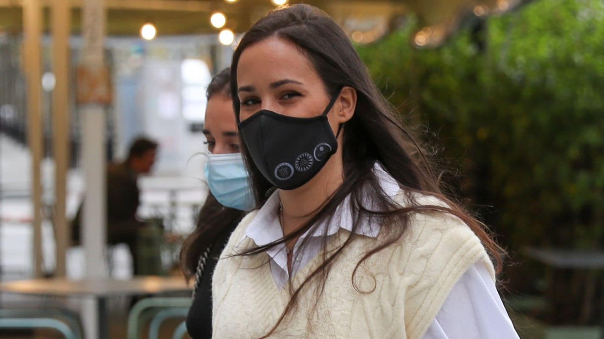 carolina monje en las calles de barcelona 