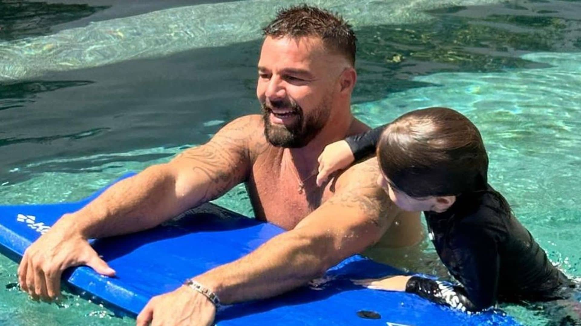 El hijo pequeño de Ricky Martin cumple 5 años convertido en un clon del cantante