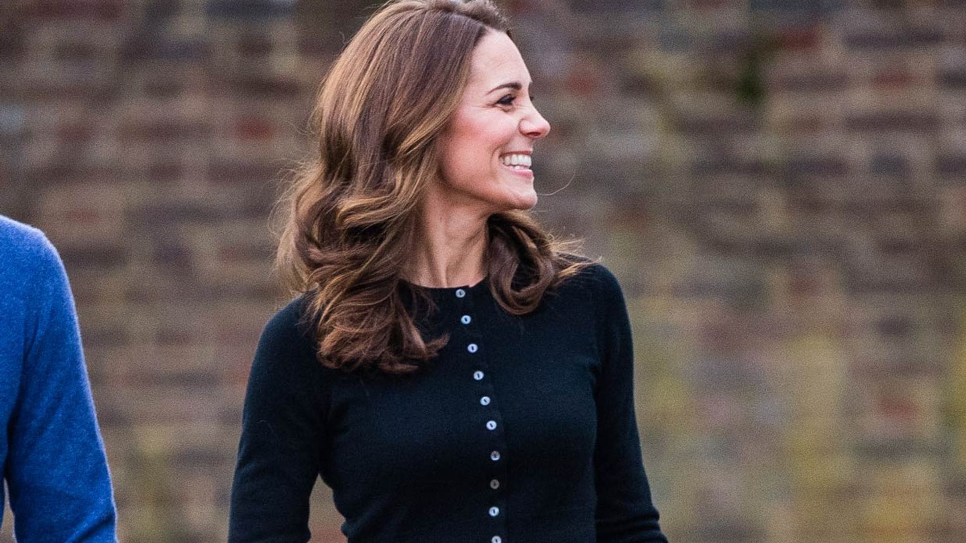 12 formas de llevar la falda midi plisada según Kate Middleton y otras 'royals'