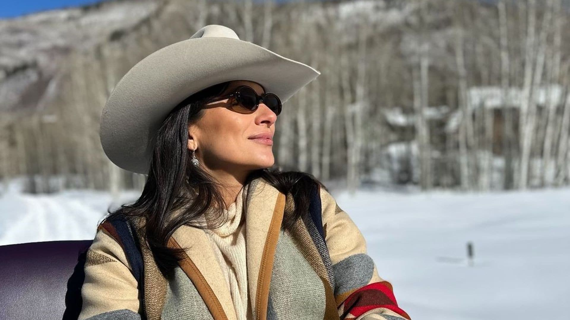 En medio de la dulce espera, Ana Brenda Contreras y su esposo disfrutan de un romántico viaje a Aspen