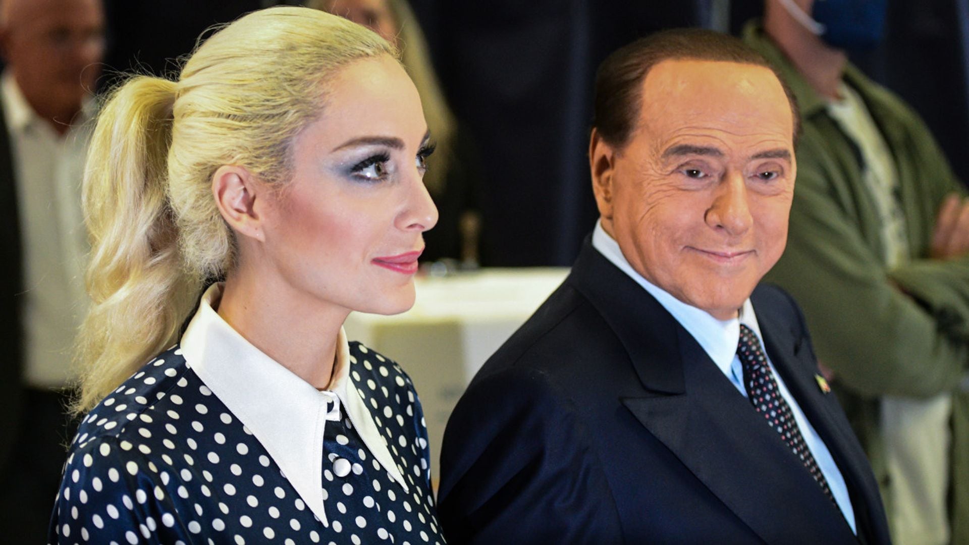 Así ha quedado repartida la herencia de Silvio Berlusconi: le dejó 100 millones a su novia de 33 años