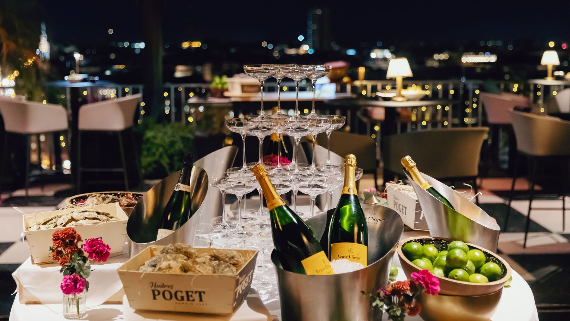 Oyster bar, club financiero Génova, Madrid. Ostras y champagne con vistas.