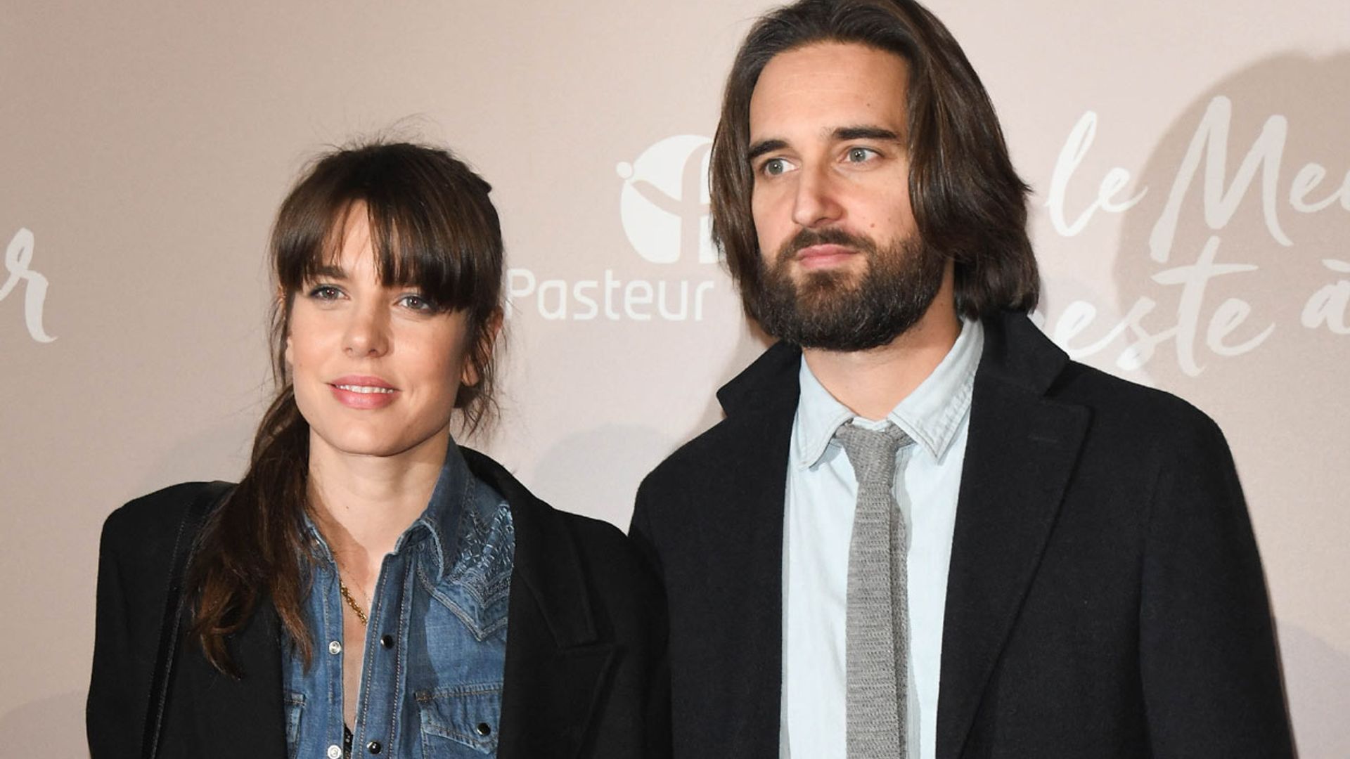 Carlota Casiraghi y Dimitri Rassam posan juntos por primera vez tras su boda