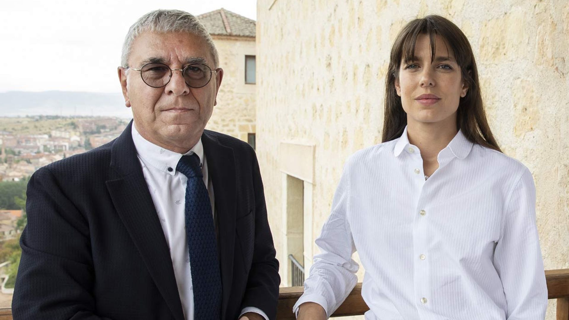 Así ha sido la multitudinaria visita de Carlota Casiraghi a Segovia