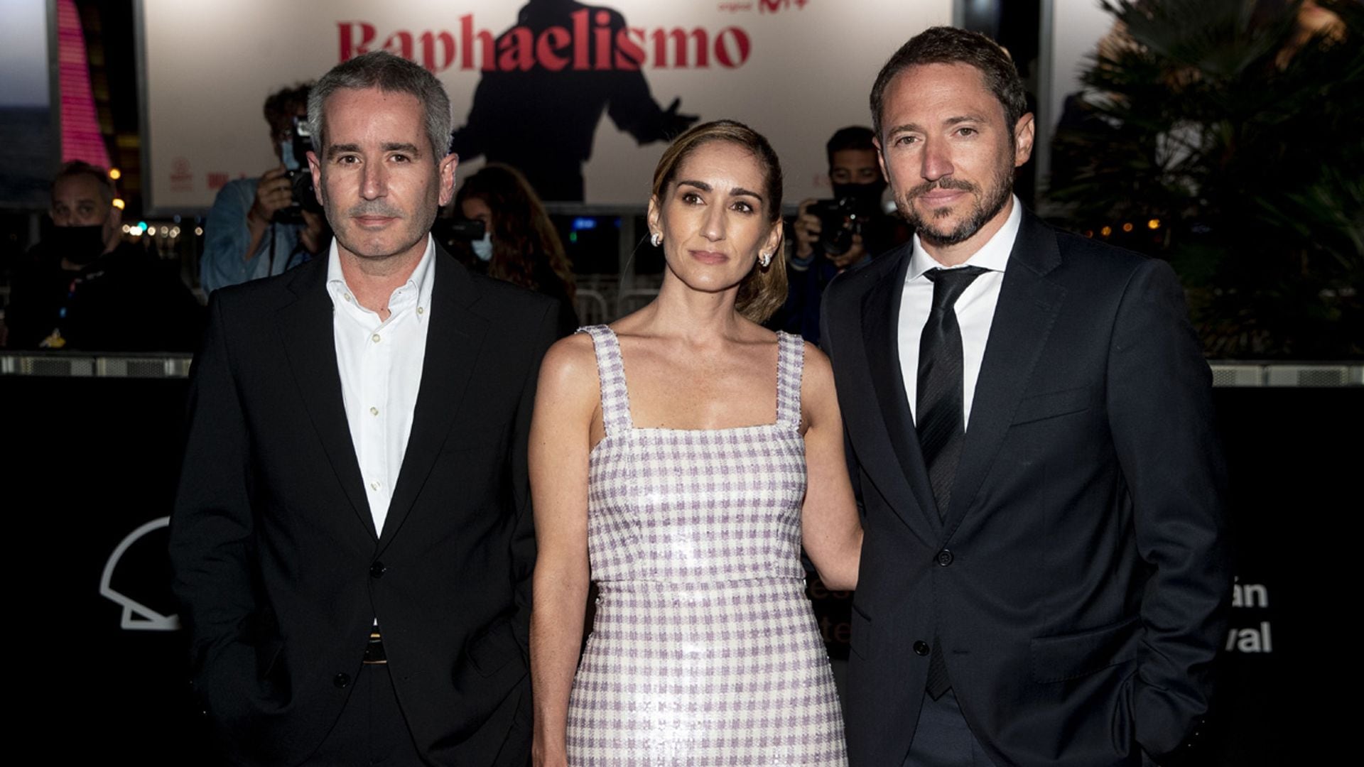 Jacobo, Alejandra y Manuel Martos no se pierden la gran noche de su padre, el cantante Raphael