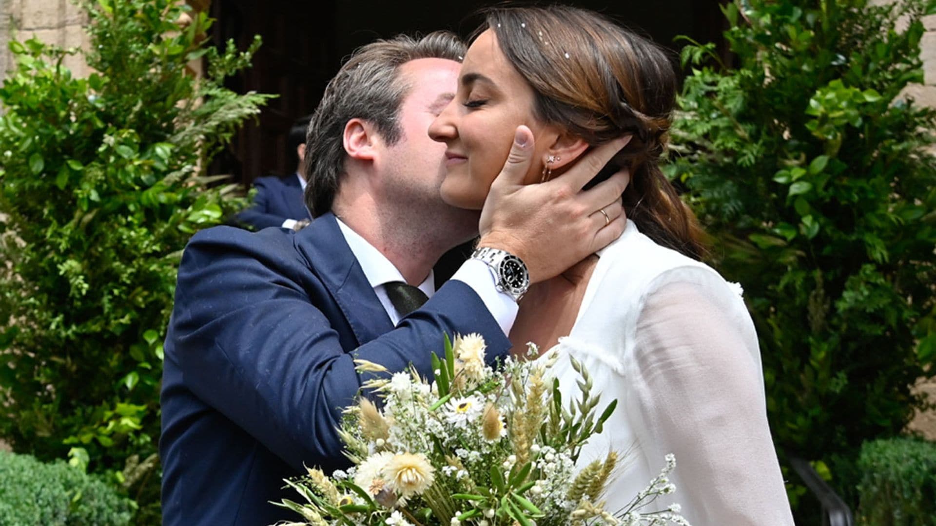 Lucía Pombo y Álvaro López Huerta se dan el 'sí, quiero' en Segovia en una boda muy emotiva ¡y motorizada!