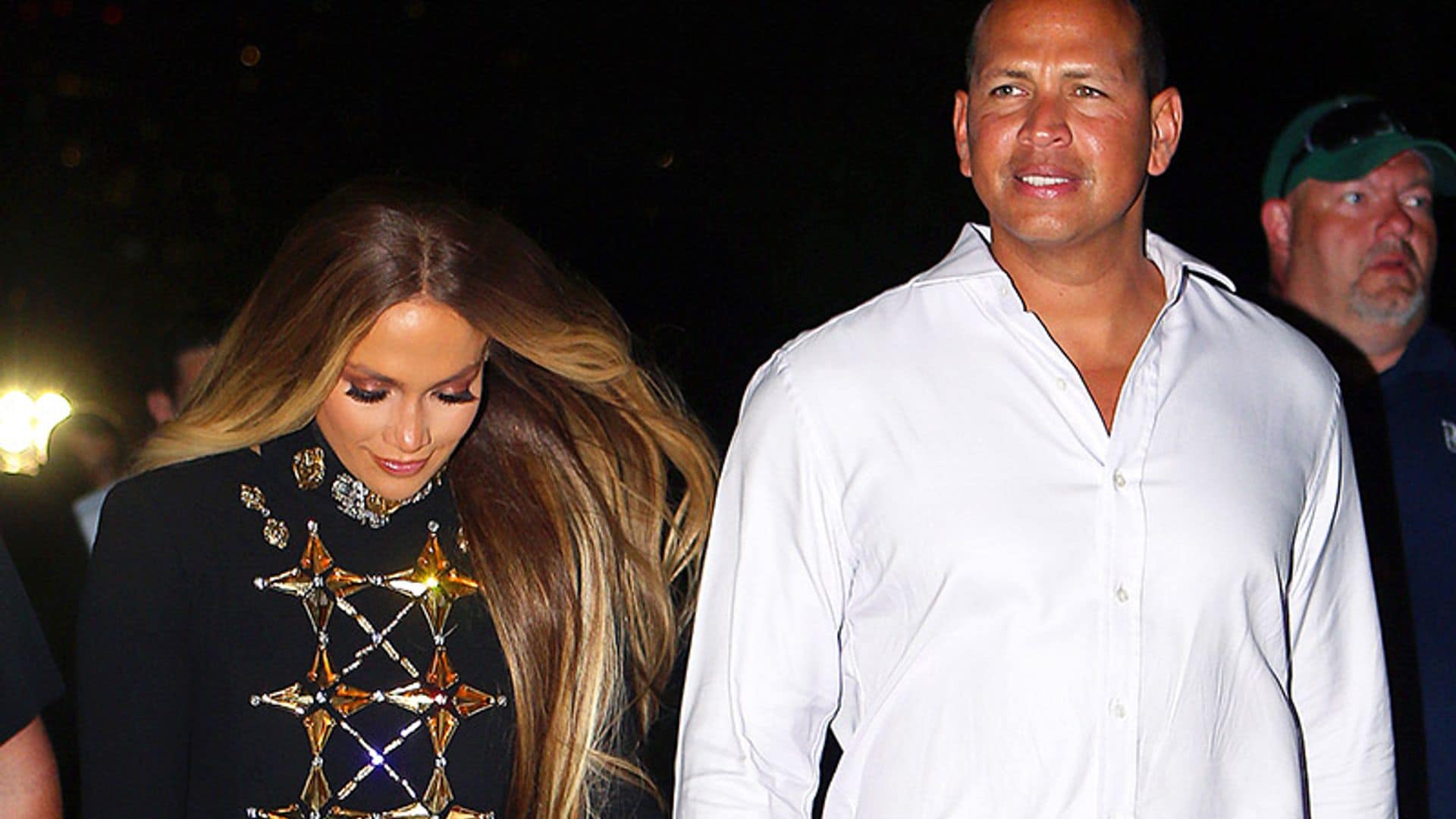 El espectacular 'look' de cumpleaños de Jennifer Lopez