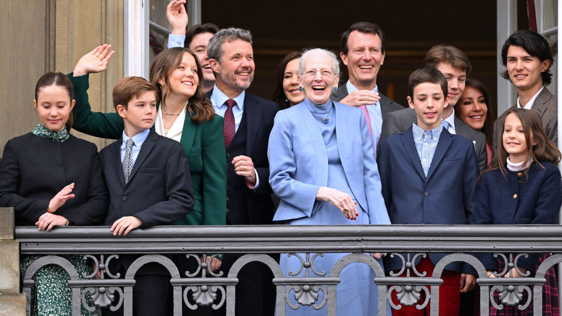 La felicidad de la reina Margarita de Dinamarca al celebrar su 83 cumpleaños arropada por toda su familia