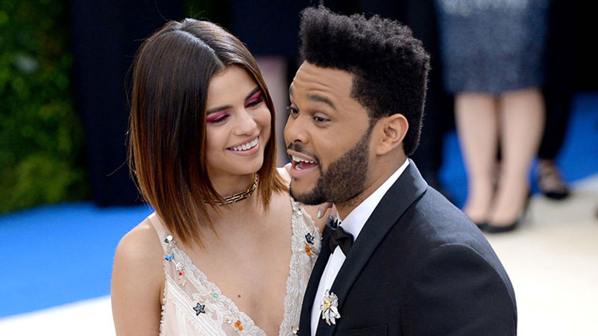 The Weeknd deja de seguir a Selena Gomez después de que ella borrara su rastro