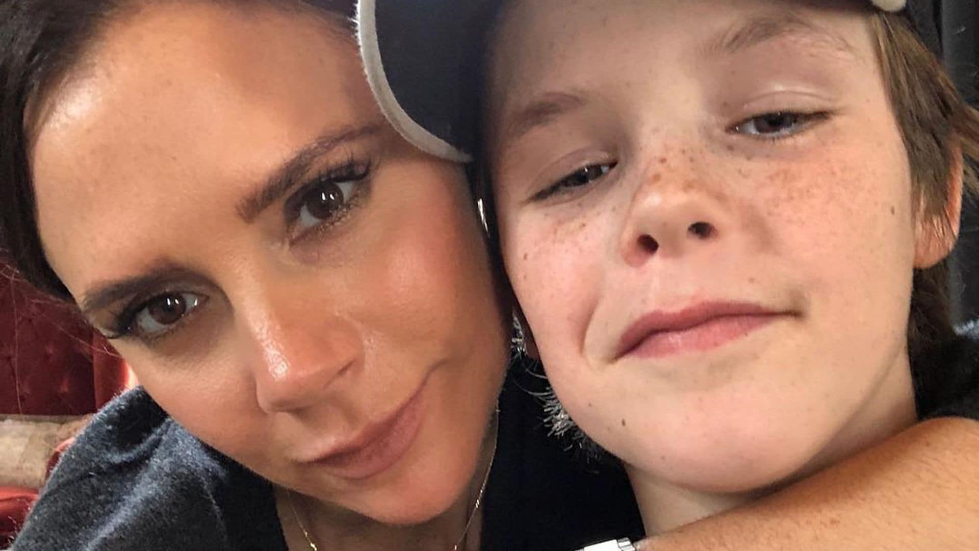 Cruz Beckham 'trolea' a sus padres con un divertido filtro