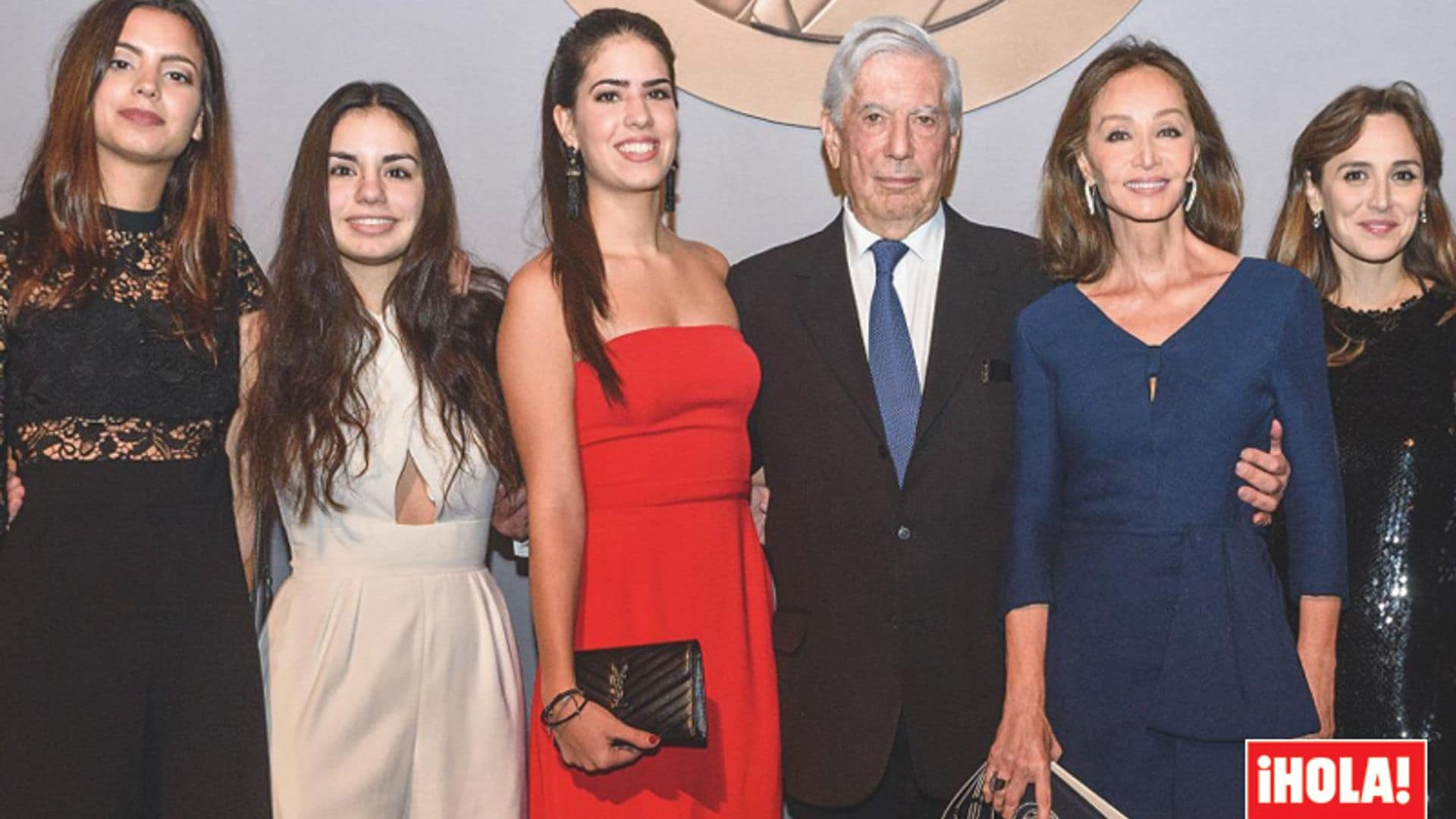 HOLA.com aclara la polémica sobre las fotos de Mario Vargas Llosa y sus nietas