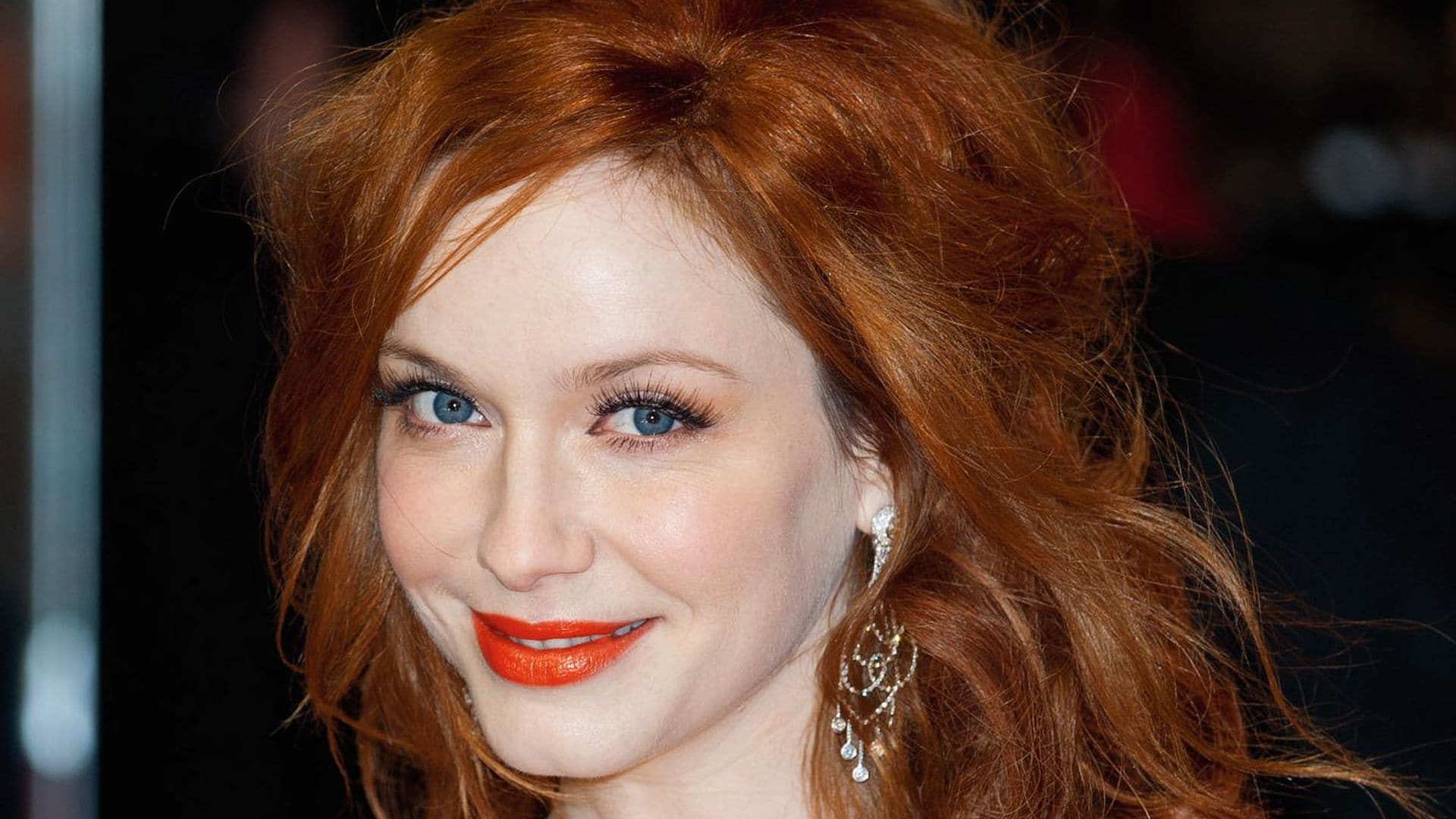 Christina Hendricks (estrella de ‘Mad Men’) habla con ¡HOLA! del éxito, la Navidad y su regreso a la televisión