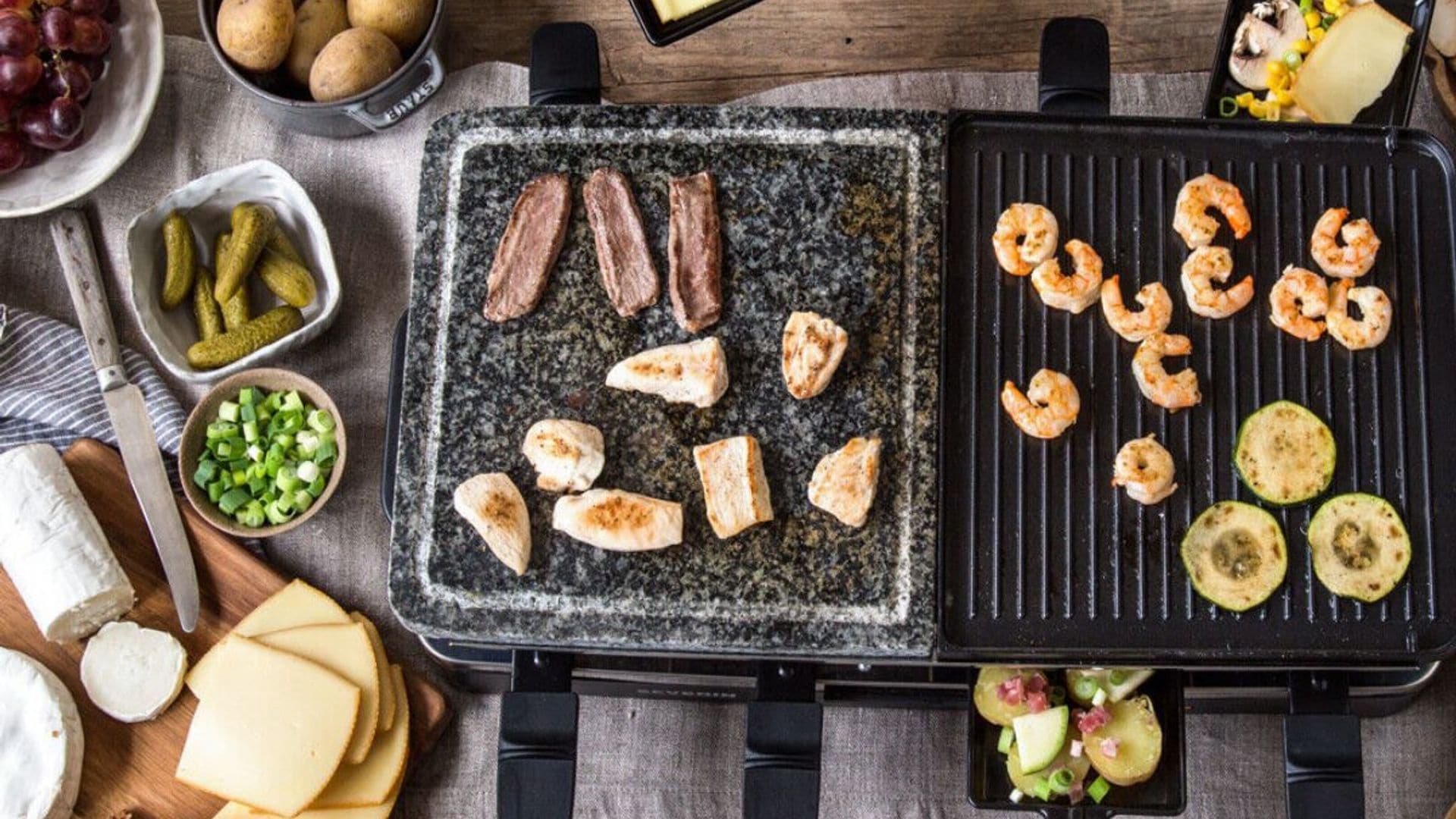 Hemos encontrado la 'raclette-grill' más vendida en Amazon para organizar la mejor cena entre amigos