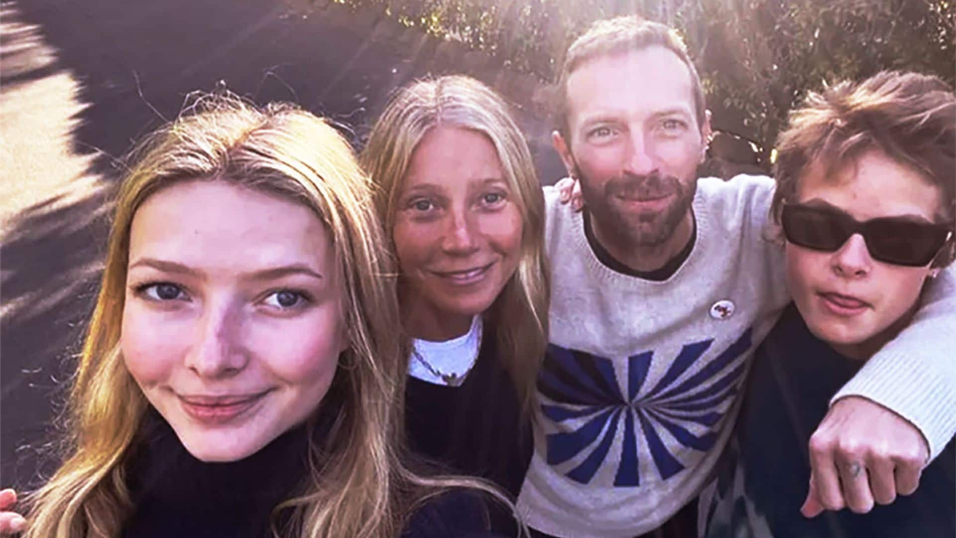 Las fotos familiares de Gwyneth Paltrow con su ex Chris Martin y su marido Brad Falchuk por el Día del Padre